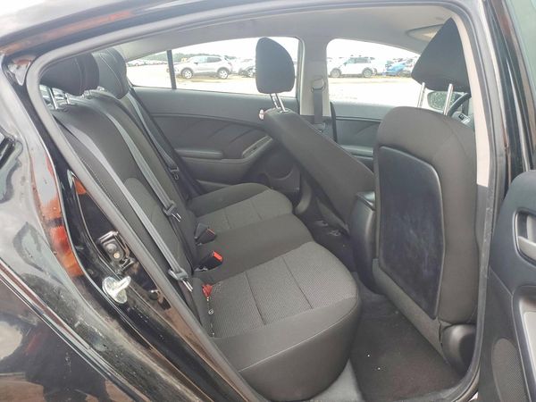 2017 KIA FORTE LX Base