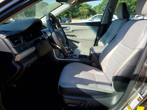 2016 TOYOTA CAMRY
