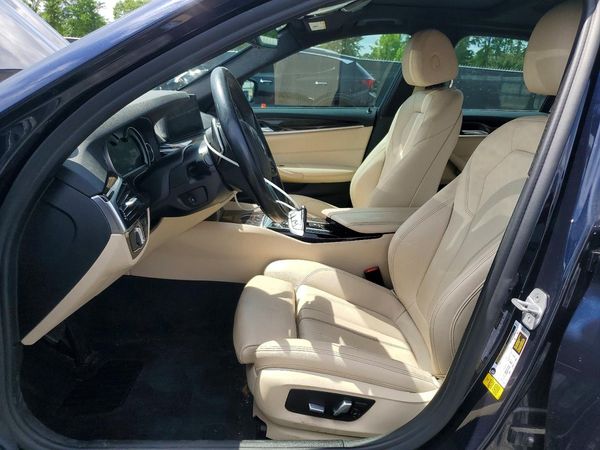 2019 BMW 530