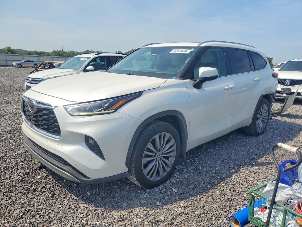2020 TOYOTA HIGHLANDER Platinum