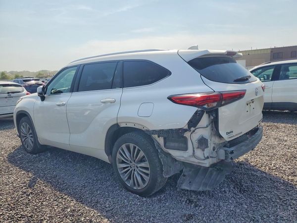 2020 TOYOTA HIGHLANDER Platinum
