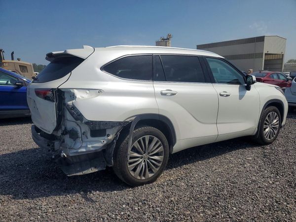 2020 TOYOTA HIGHLANDER Platinum
