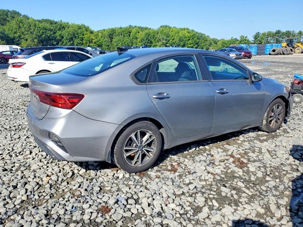 2022 KIA FORTE FE, LXS