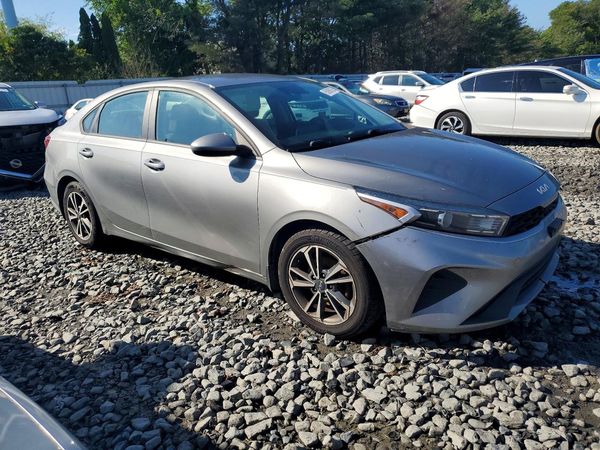 2022 KIA FORTE FE, LXS