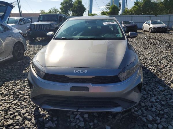 2022 KIA FORTE FE, LXS