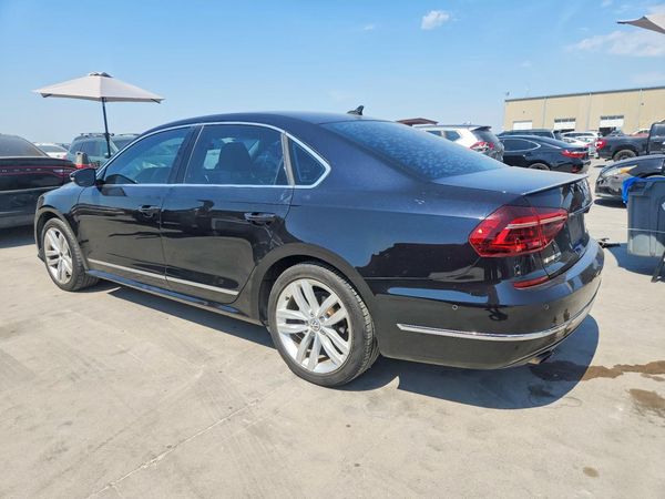2018 VOLKSWAGEN PASSAT