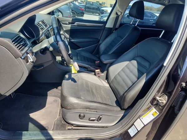2018 VOLKSWAGEN PASSAT
