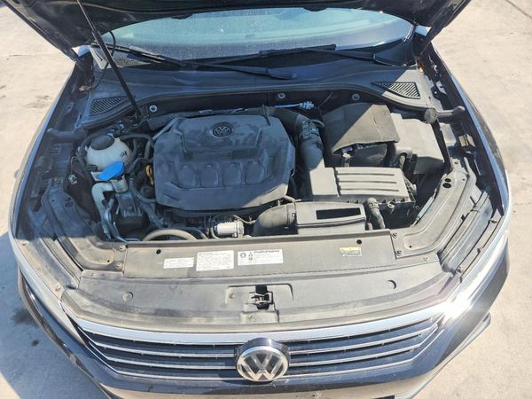 2018 VOLKSWAGEN PASSAT