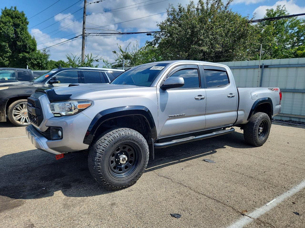 2018 TOYOTA TACOMA