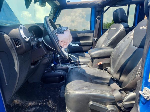 2014 JEEP WRANGLER Sahara — DENT