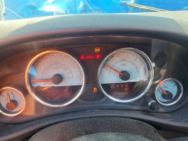 2014 JEEP WRANGLER Sahara — ODOM