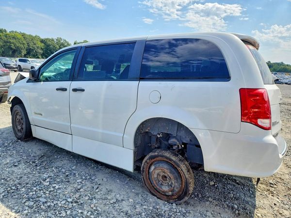 2019 DODGE GRAND CARAVAN SE