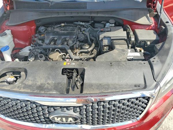 2017 KIA SORENTO L, LX