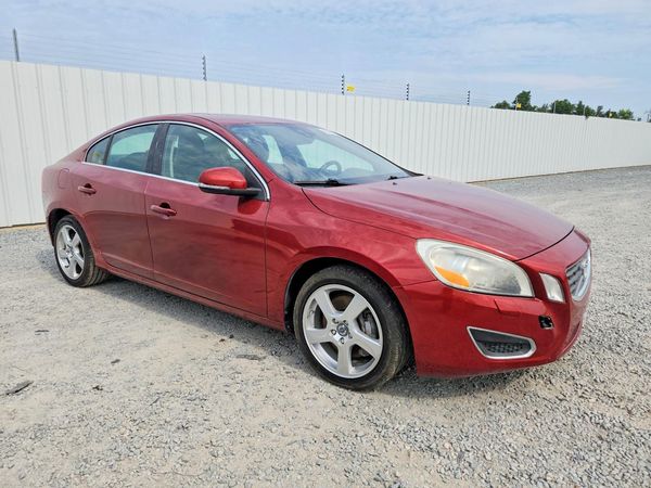 2012 VOLVO S60