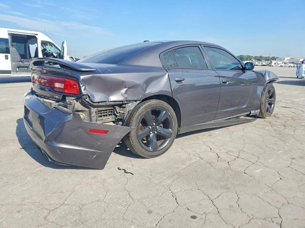 2014 DODGE CHARGER R/T