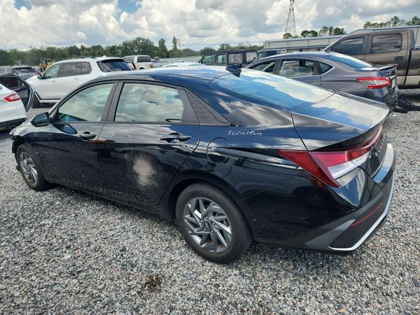 2024 HYUNDAI ELANTRA
