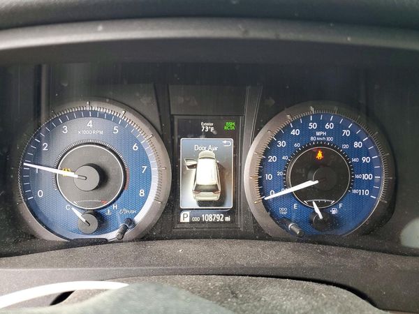 2018 TOYOTA SIENNA