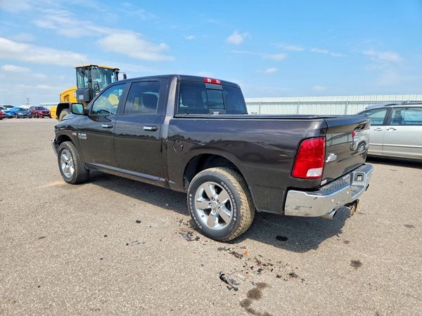 2017 RAM 1500 SLT