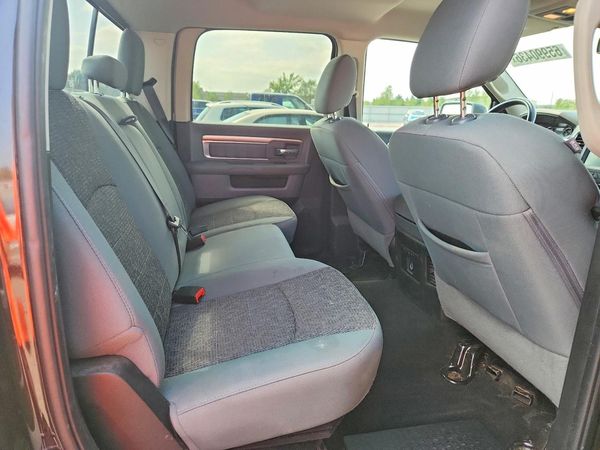 2017 RAM 1500 SLT
