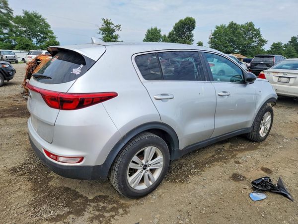 2017 KIA SPORTAGE LX