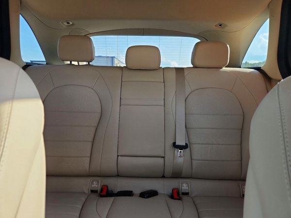 2020 MERCEDES-BENZ GLC GLC300