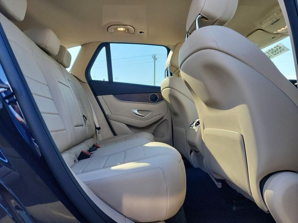 2020 MERCEDES-BENZ GLC GLC300