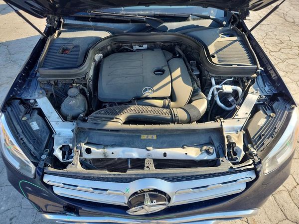 2020 MERCEDES-BENZ GLC GLC300
