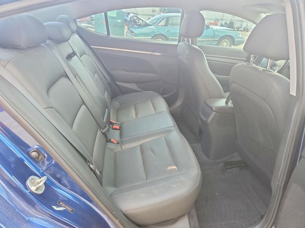 2017 HYUNDAI ELANTRA