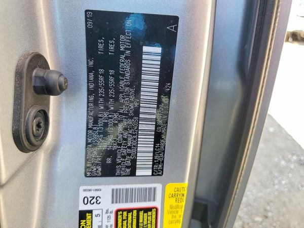 2020 TOYOTA SIENNA Q grade