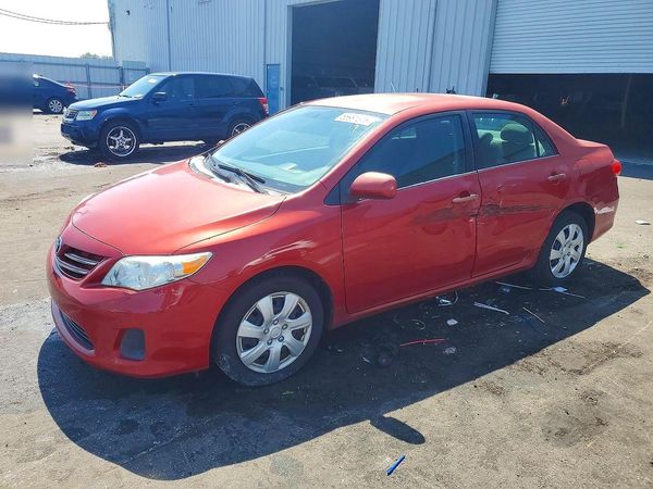 2013 TOYOTA COROLLA