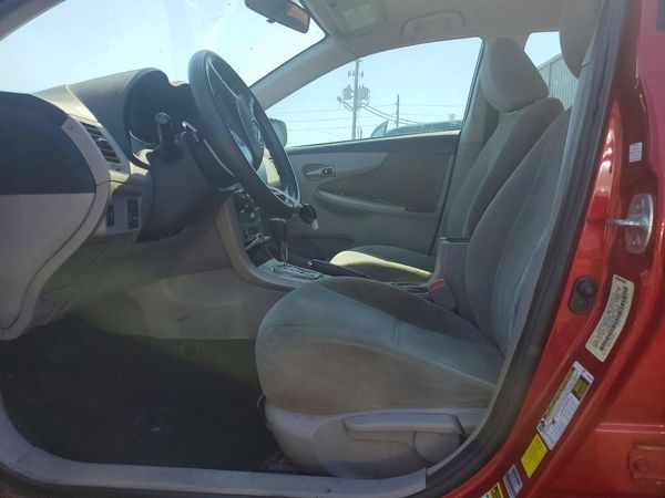 2013 TOYOTA COROLLA