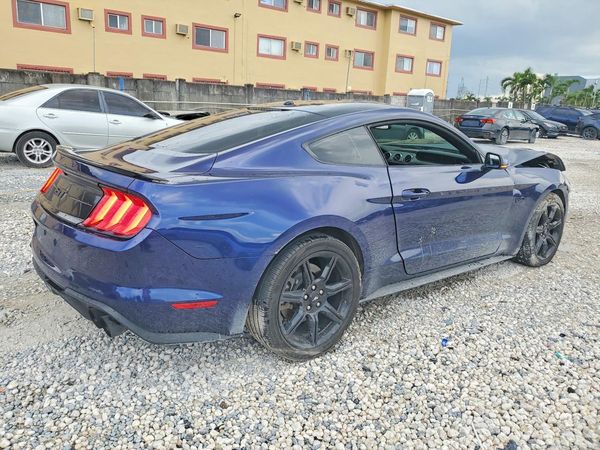 2020 FORD MUSTANG