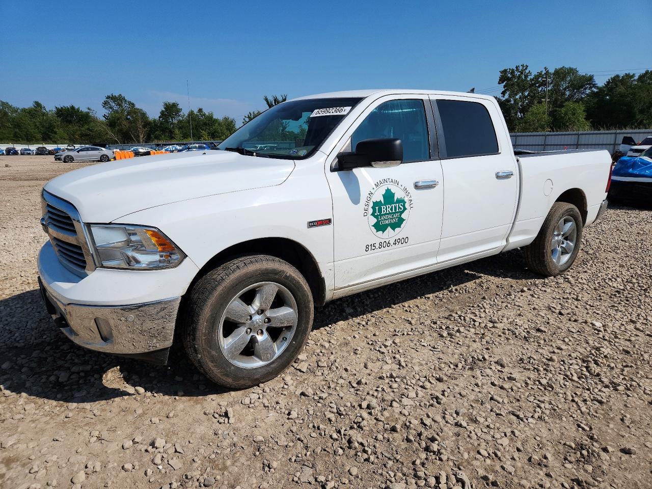 2016 RAM 1500 SLT CREW CAB 4X4