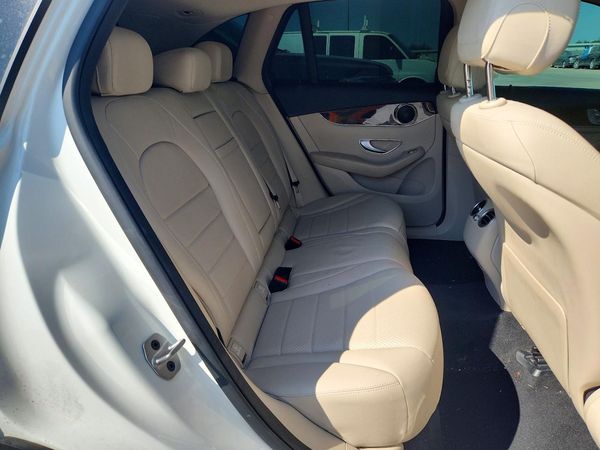 2022 MERCEDES-BENZ GLC
