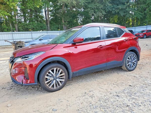 2023 NISSAN KICKS