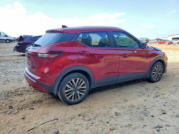 2023 NISSAN KICKS