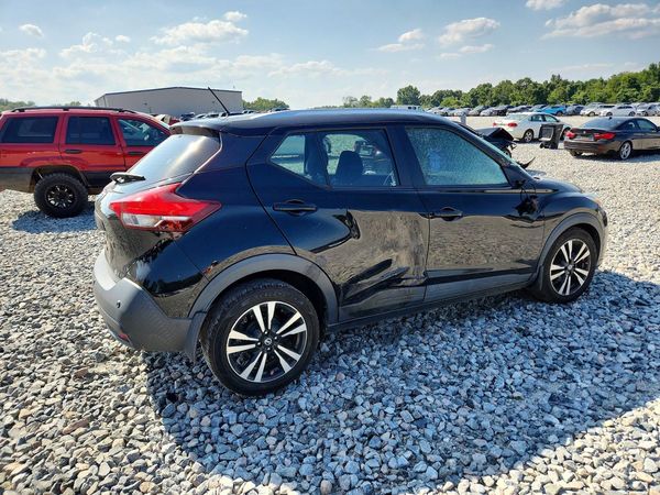 2020 NISSAN KICKS