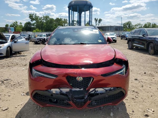 2019 ALFA ROMEO STELVIO TI AWD