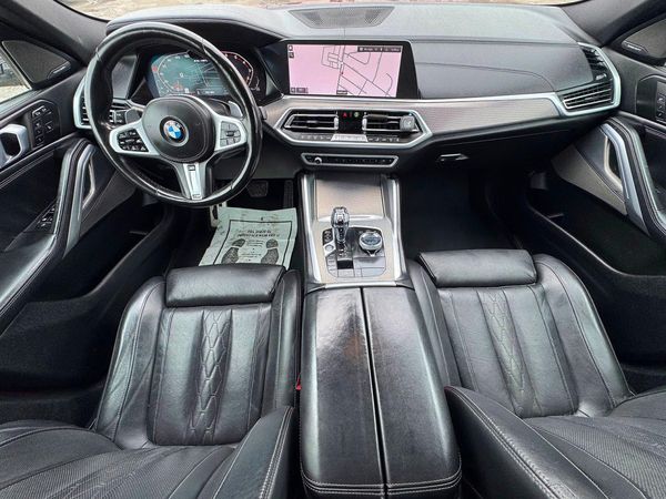 2021 BMW X6 M50i
