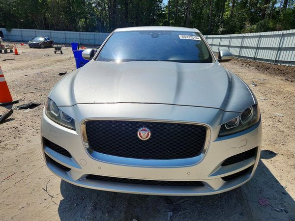 2018 JAGUAR F-PACE