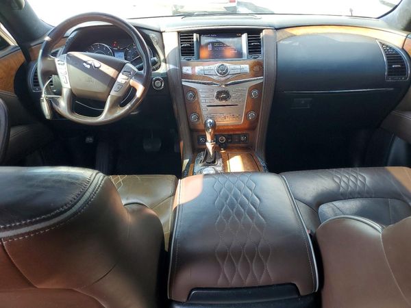 2016 INFINITI QX80