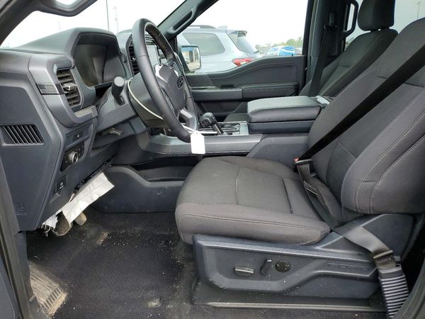 2025 FORD F150