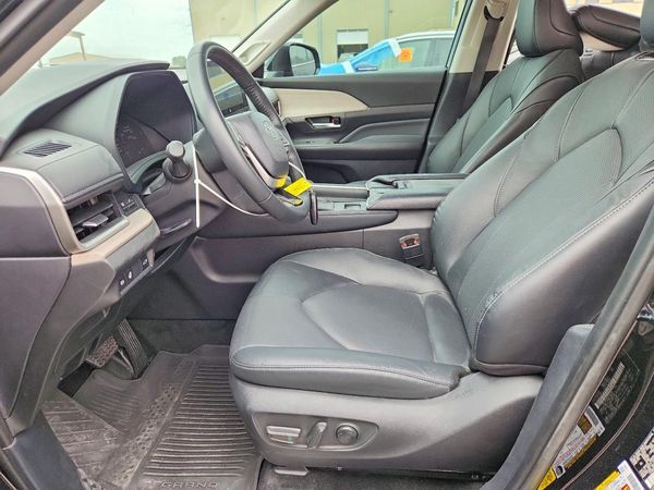2025 TOYOTA GRAND HIGHLANDER