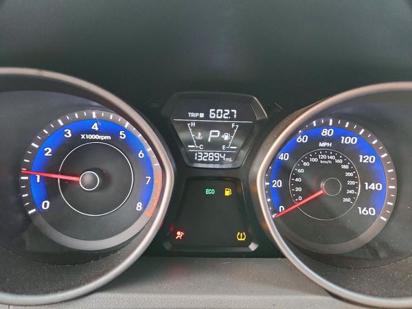 2014 HYUNDAI ELANTRA GLS (Middle)