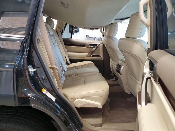 2016 LEXUS GX 460