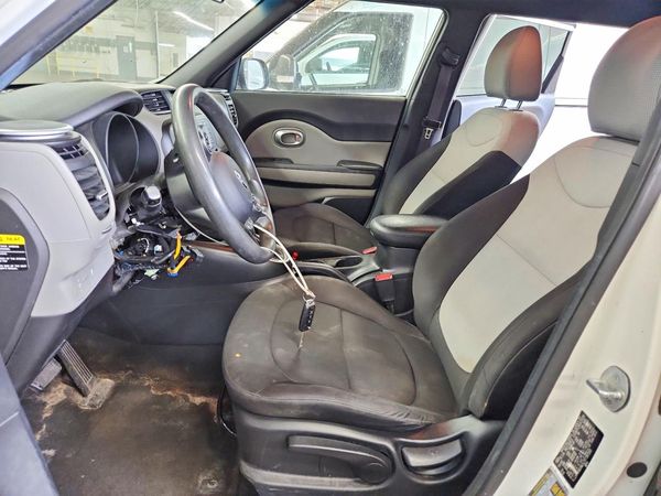 2015 KIA SOUL GL(Middle-low grade)