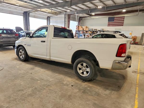 2014 RAM 1500 ST