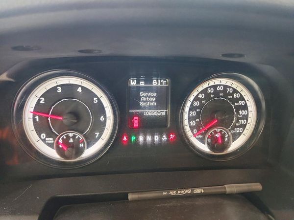 2014 RAM 1500 ST