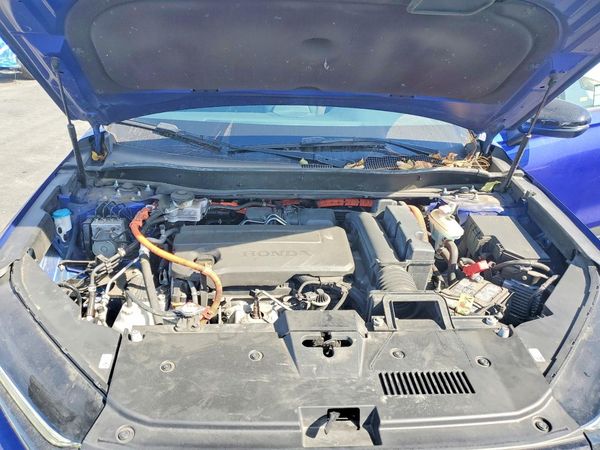 2024 HONDA CR-V Sport — Engine bay