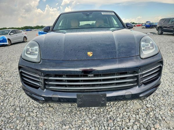 2023 PORSCHE CAYENNE